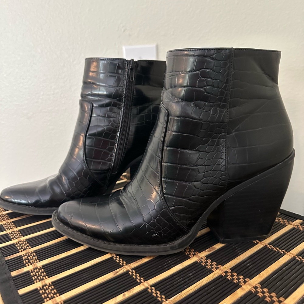 Madden Girl Ankle Boots size 10